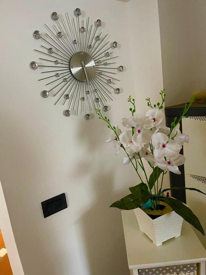 Holiday House Il Castello Di Anna Apartment Vietri Ngoại thất bức ảnh