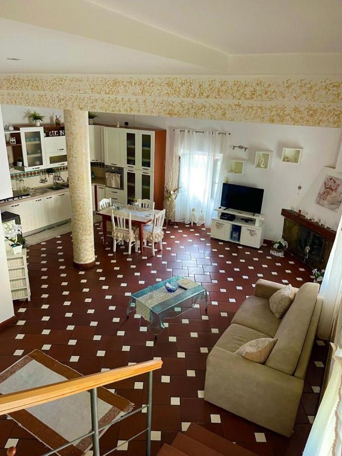 Holiday House Il Castello Di Anna Apartment Vietri Ngoại thất bức ảnh