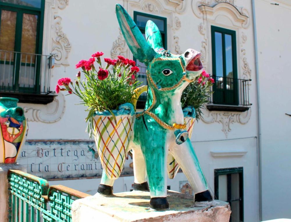 Holiday House Il Castello Di Anna Apartment Vietri Ngoại thất bức ảnh